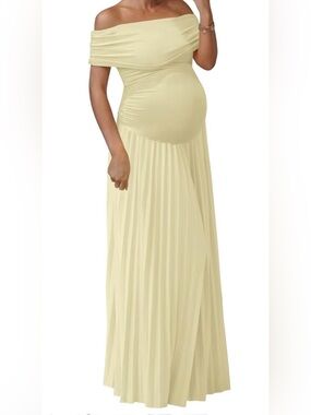 Maternity Pleated Maxi Skirt — Yellow